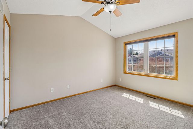 1240 S 52nd Street 507, West Des Moines, IA 50265