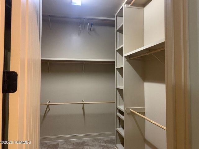 330 Dunvegan Court, Lafayette, LA 70503