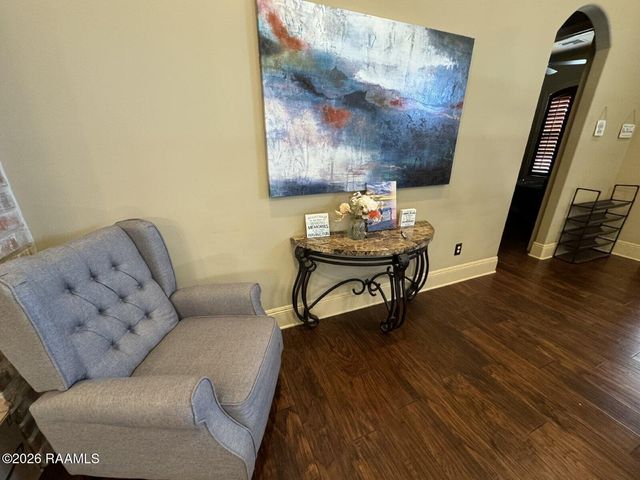 330 Dunvegan Court, Lafayette, LA 70503