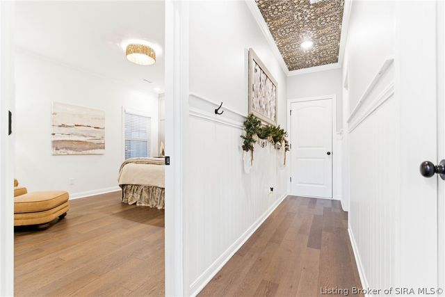 2073 Prestwick Place, Henryville, IN 47126