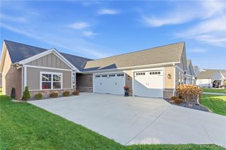 2073 Prestwick Place, Henryville, IN 47126