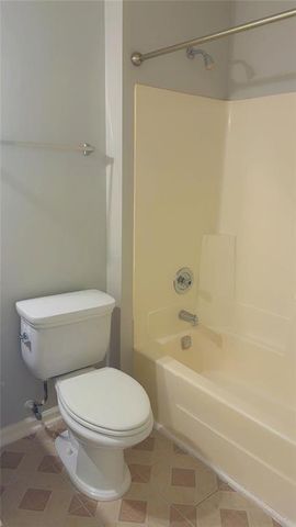 579 Hambrick Square, Stone Mountain, GA 30083