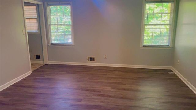 579 Hambrick Square, Stone Mountain, GA 30083