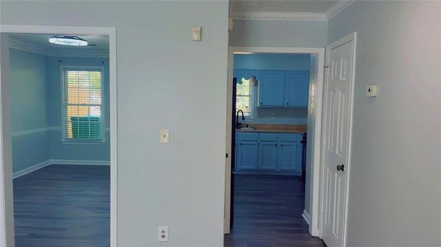 579 Hambrick Square, Stone Mountain, GA 30083