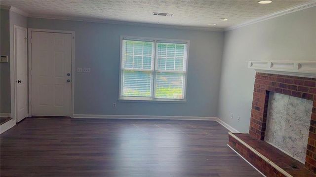 579 Hambrick Square, Stone Mountain, GA 30083