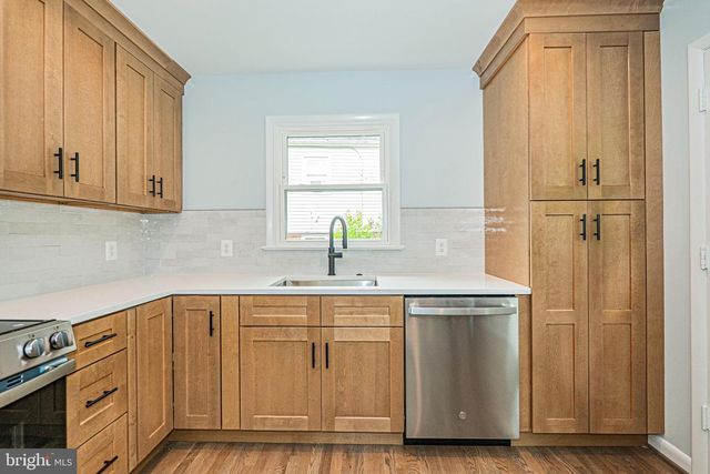 3901 SPRUELL DR, Kensington, MD 20895