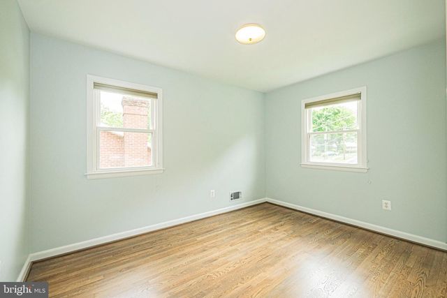 3901 SPRUELL DR, Kensington, MD 20895