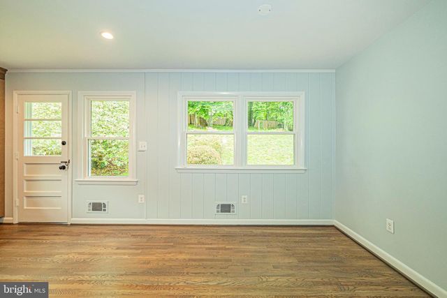 3901 SPRUELL DR, Kensington, MD 20895