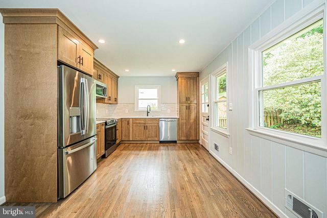 3901 SPRUELL DR, Kensington, MD 20895