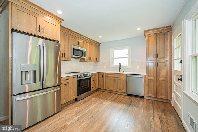 3901 SPRUELL DR, Kensington, MD 20895