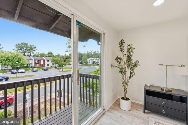 208 WILLOW TER, Sterling, VA 20164