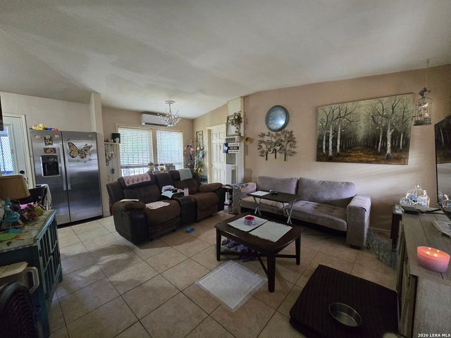 231 Sandra, San Antonio, TX 78223