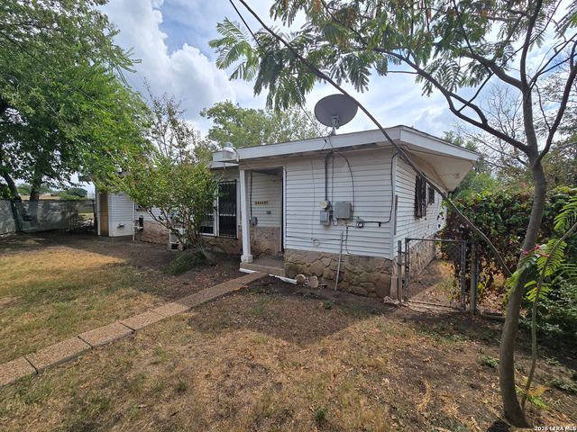 231 Sandra, San Antonio, TX 78223