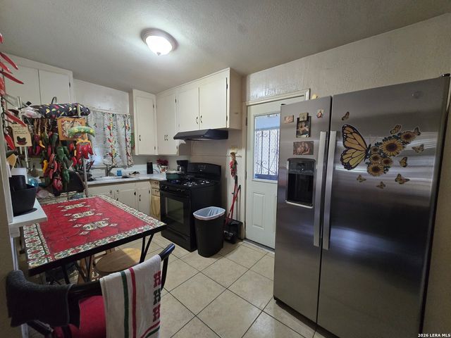 231 Sandra, San Antonio, TX 78223