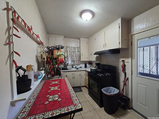 231 Sandra, San Antonio, TX 78223