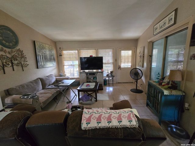 231 Sandra, San Antonio, TX 78223