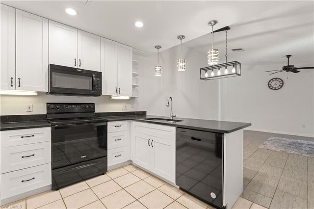 6414 Royal Woods DR, Fort Myers, FL 33908