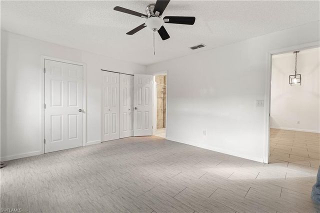 6414 Royal Woods DR, Fort Myers, FL 33908