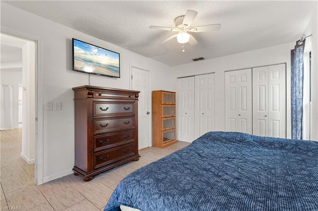 6414 Royal Woods DR, Fort Myers, FL 33908