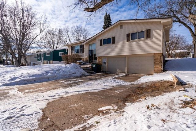 2858 11th Street, Eau Claire, WI 54703