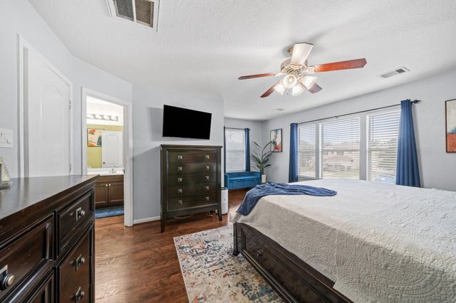 2903 Valiant Scene Court, Houston, TX 77038