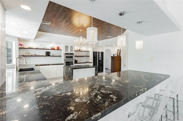 32 Princeville Lane, Las Vegas, NV 89113