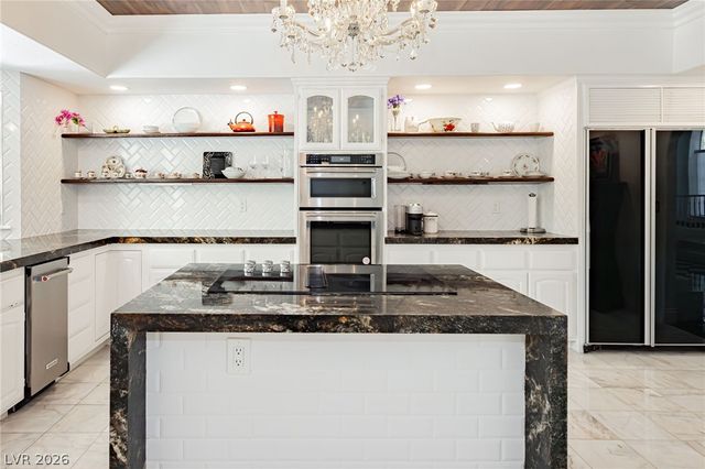 32 Princeville Lane, Las Vegas, NV 89113