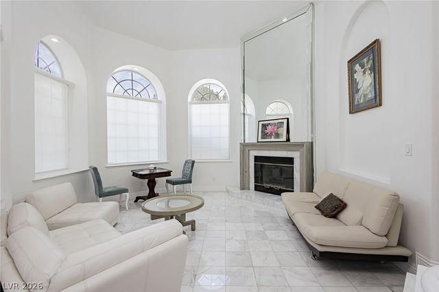 32 Princeville Lane, Las Vegas, NV 89113