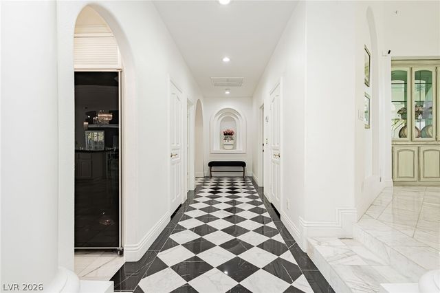 32 Princeville Lane, Las Vegas, NV 89113