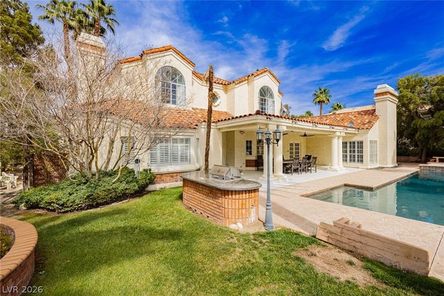 32 Princeville Lane, Las Vegas, NV 89113