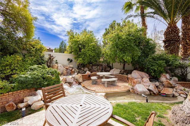 32 Princeville Lane, Las Vegas, NV 89113