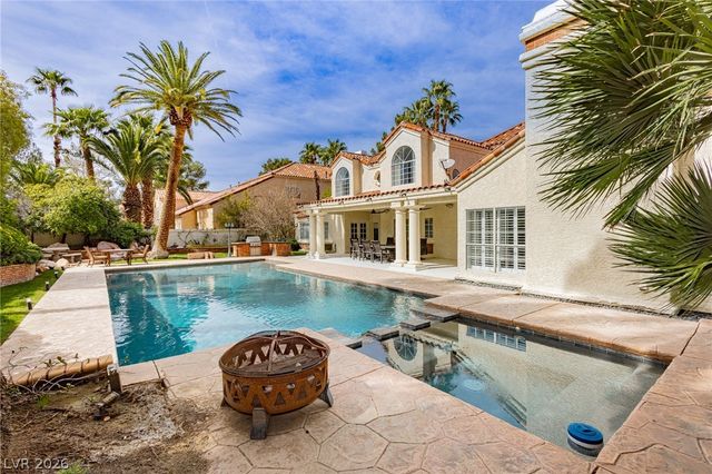 32 Princeville Lane, Las Vegas, NV 89113