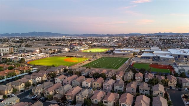 32 Princeville Lane, Las Vegas, NV 89113