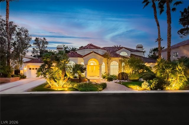 32 Princeville Lane, Las Vegas, NV 89113