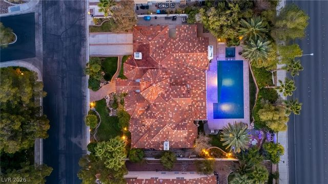 32 Princeville Lane, Las Vegas, NV 89113