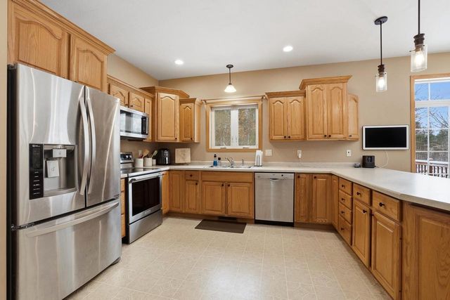 2701 BLUE JAY LANE, Stevens Point, WI 54481