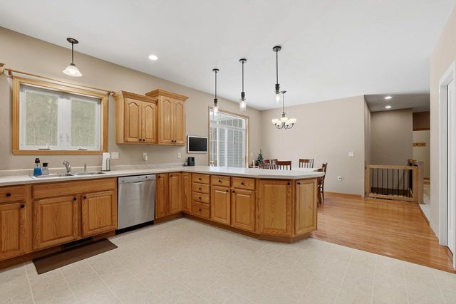 2701 BLUE JAY LANE, Stevens Point, WI 54481