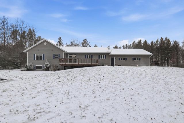 2701 BLUE JAY LANE, Stevens Point, WI 54481