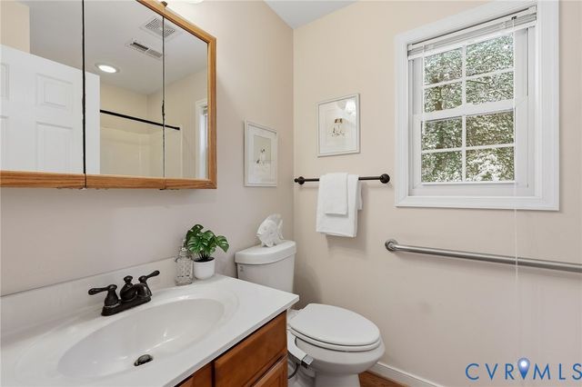 3212 Fox Chase Dr, Midlothian, VA 23112