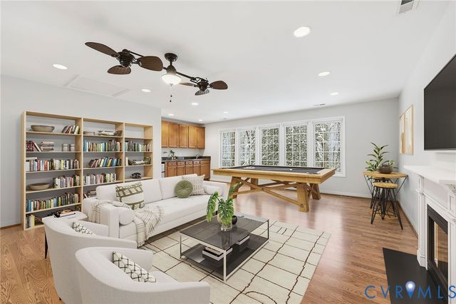 3212 Fox Chase Dr, Midlothian, VA 23112