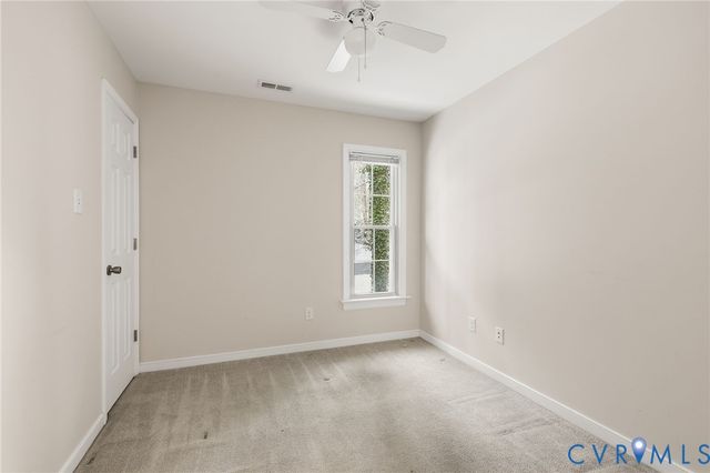 3212 Fox Chase Dr, Midlothian, VA 23112