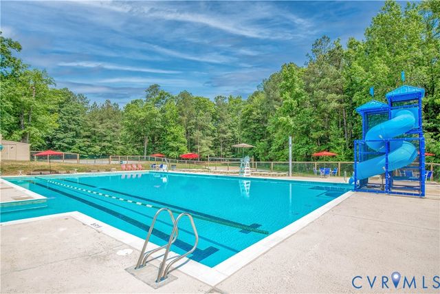 3212 Fox Chase Dr, Midlothian, VA 23112