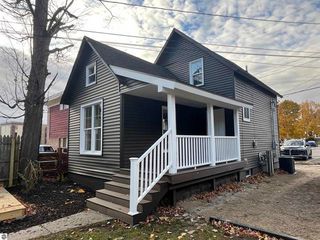 203.5 E Chapin Street, Cadillac City, MI 49601