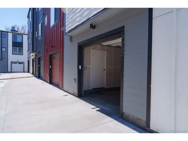 5532 W 10th Pl, Lakewood, CO 80214