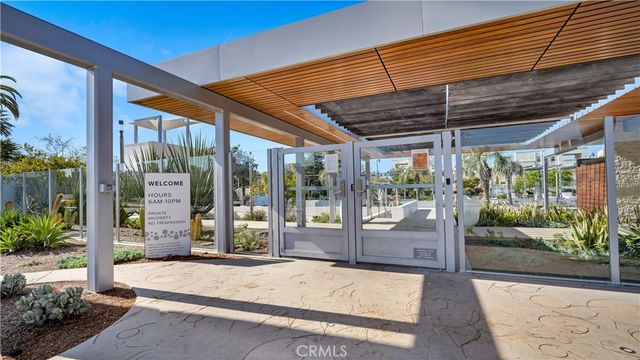 201 Briar Moon, Irvine, CA 92618