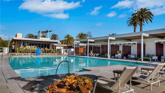 201 Briar Moon, Irvine, CA 92618