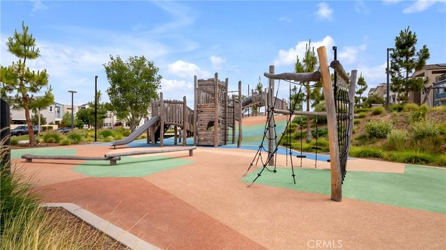 201 Briar Moon, Irvine, CA 92618