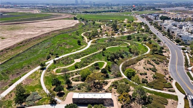 201 Briar Moon, Irvine, CA 92618