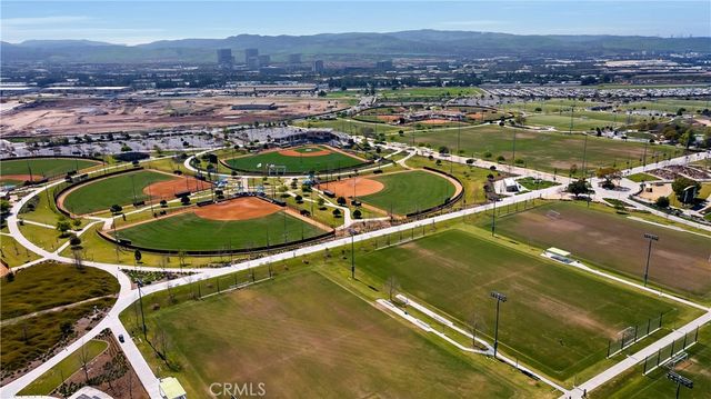 201 Briar Moon, Irvine, CA 92618