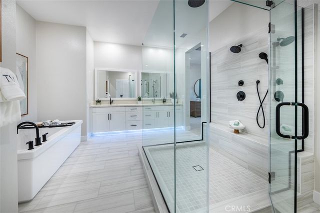 201 Briar Moon, Irvine, CA 92618